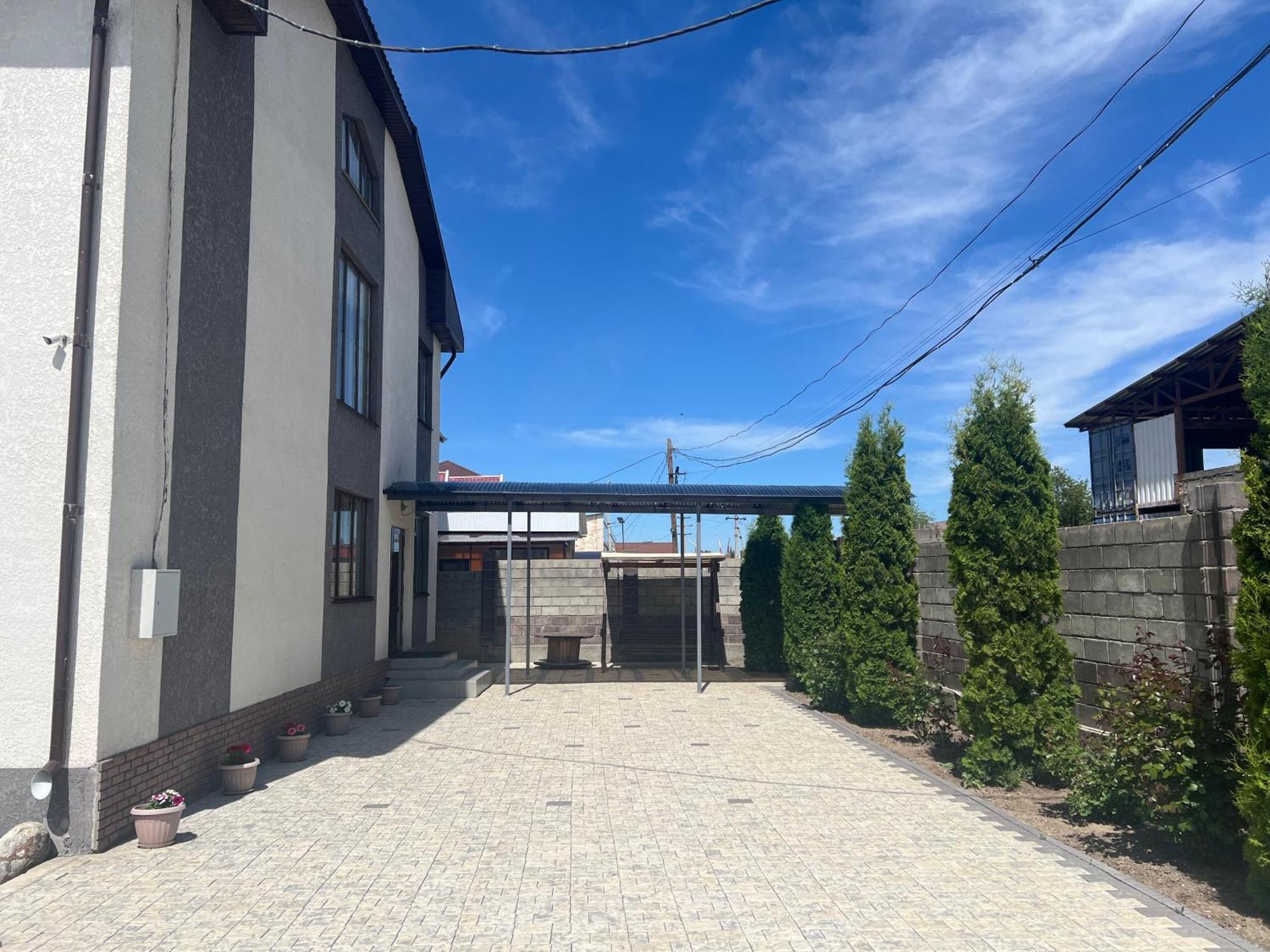 Bayotel Karakol Exterior foto